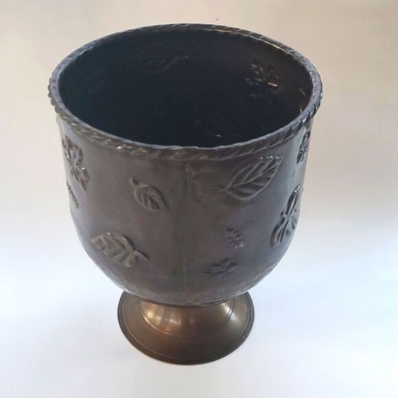 BROWN METAL LEAF PLANTER HOME DECOR PLANTS ACCESSORIES - Picture 2 of 3